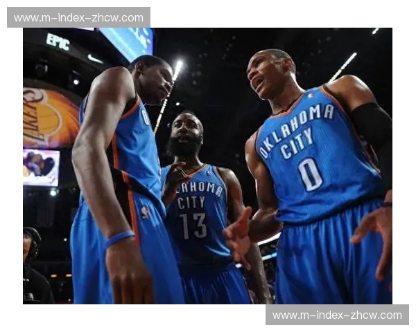 哈登13+11甘当进攻大脑 骑士主帅称其提升全队球商